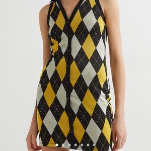 Brand new with tags cute H&M dress xs make an offer !